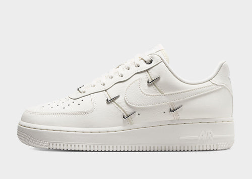 รองเท้าผู้หญิง Air Force 1 '07 LV8