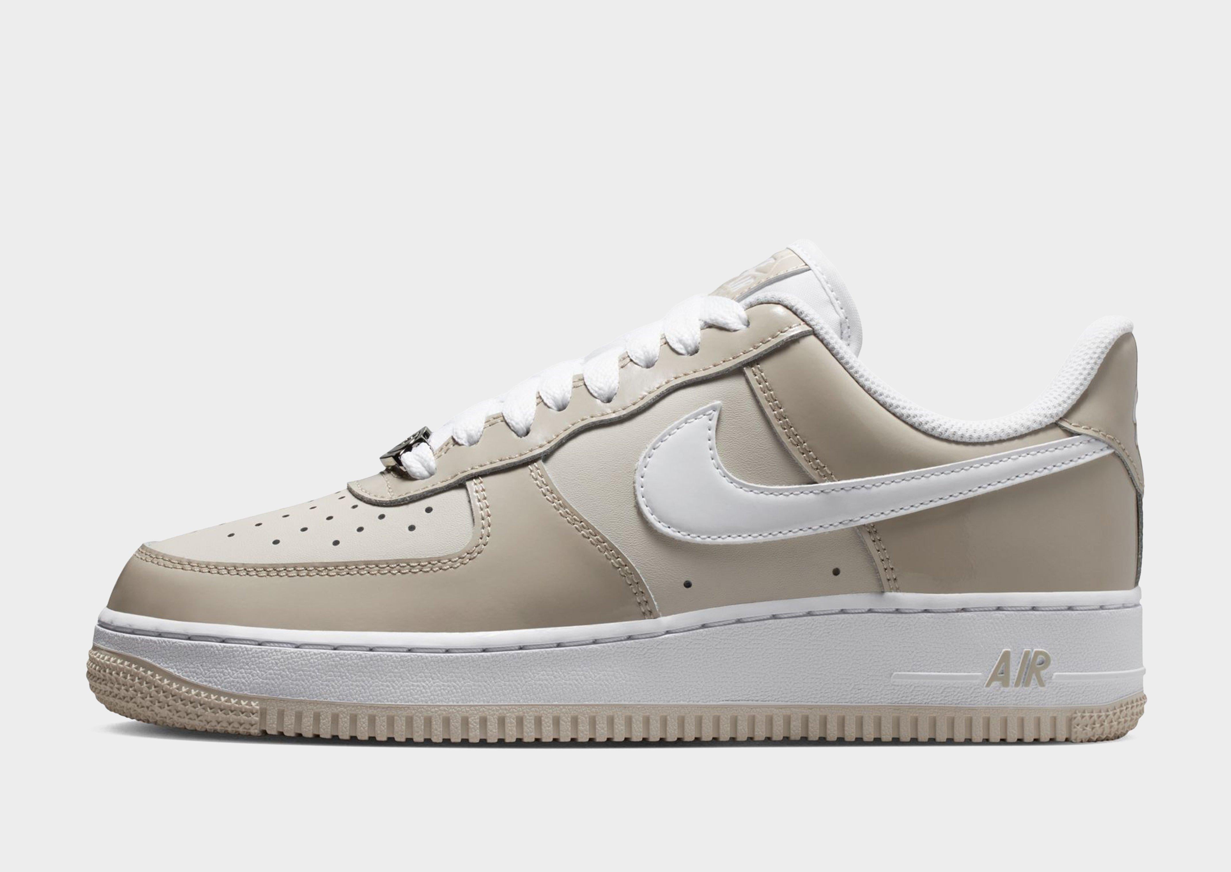 รองเท้าผู้หญิง Air Force 1 '07
