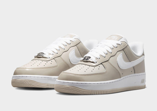 รองเท้าผู้หญิง Air Force 1 '07