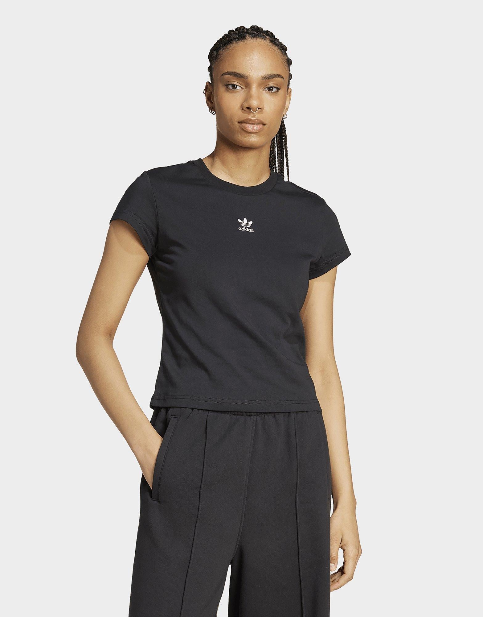 เสื้อยืดผู้หญิง Essential Slim