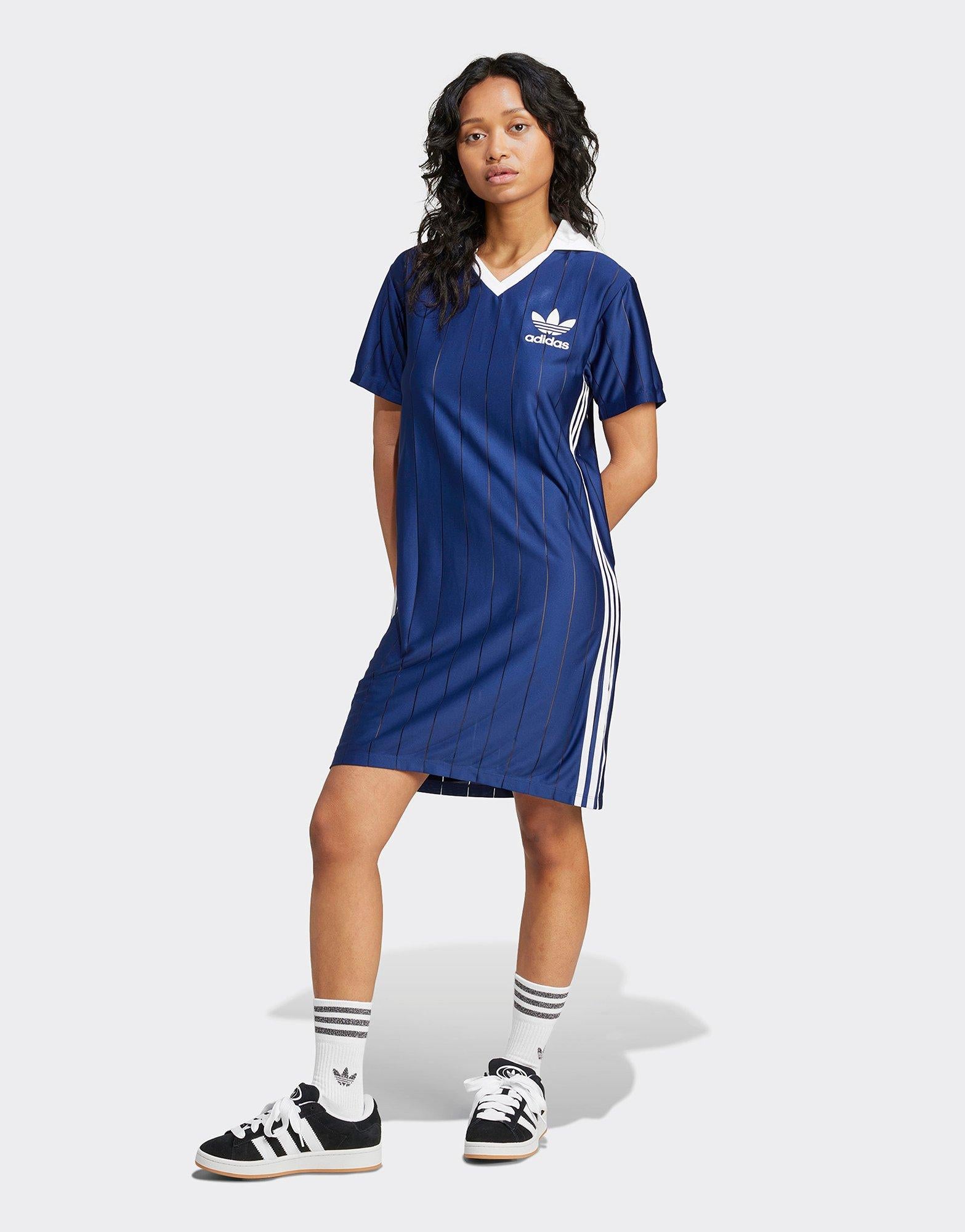 ชุดเดรสผู้หญิง Adicolor 3-Stripes Pinstripe