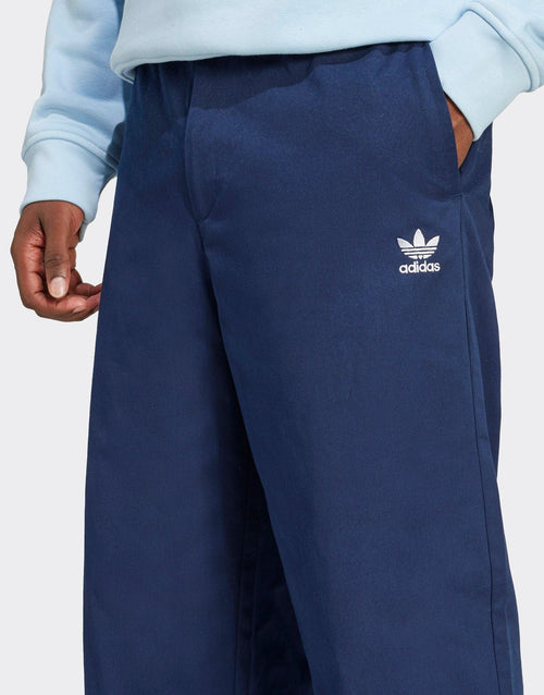 กางกงขายาวผู้ชาย Trefoil Essentials Chinos