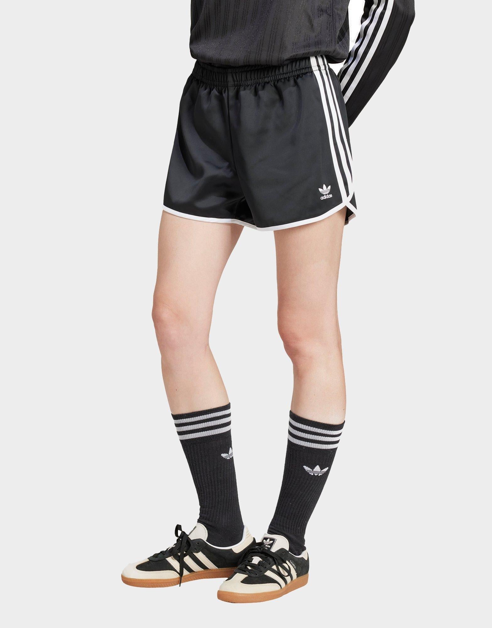กางเกงขาสั้นผู้หญิง Adicolor 3-Stripes Sprinter