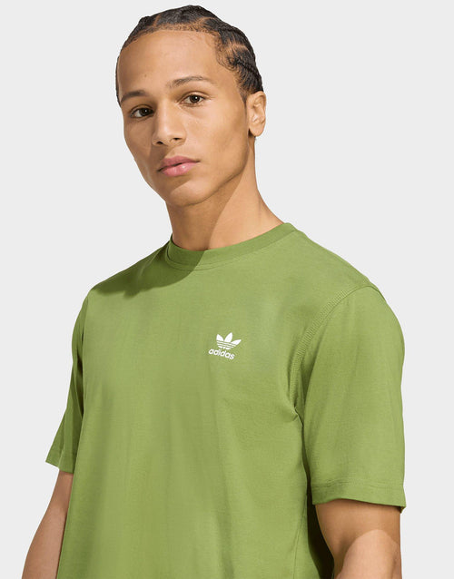 เสื้อยืดผู้ชาย Trefoil Essentials