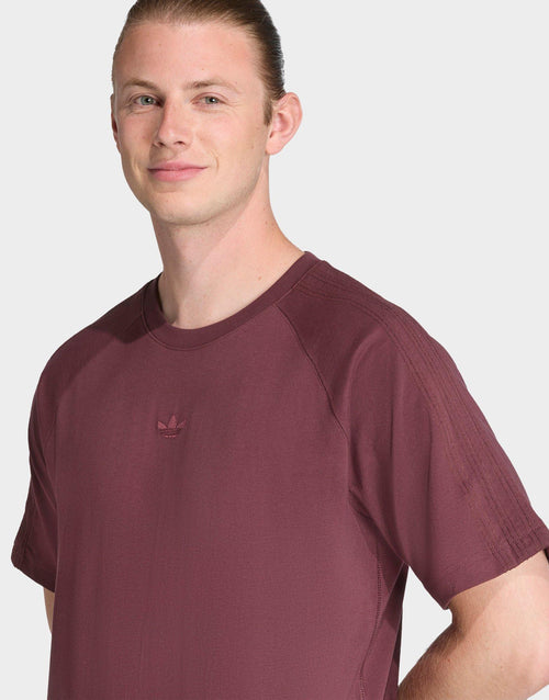 เสื้อยืดผู้ชาย Premium Essentials