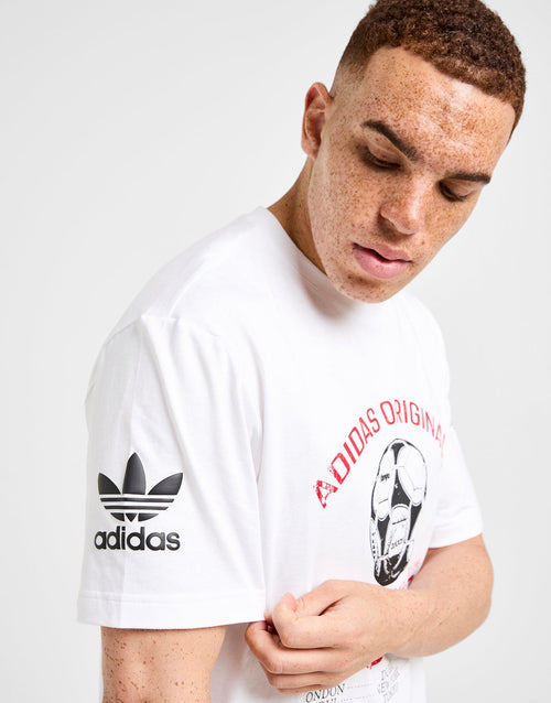 เสื้อยืดผู้ชาย 90s Football Graphic