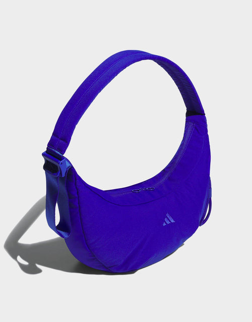 กระเป๋าสะพายไหล่ Must Haves Puffy