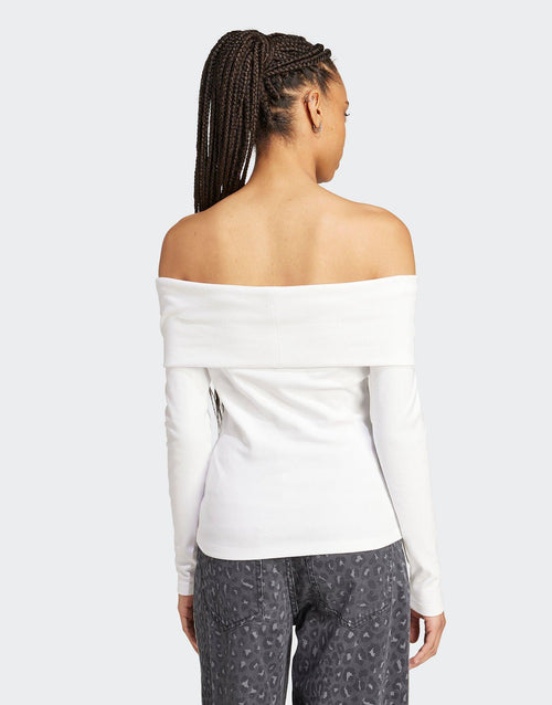เสื้อแขนยาวผู้หญิง Off Shoulder