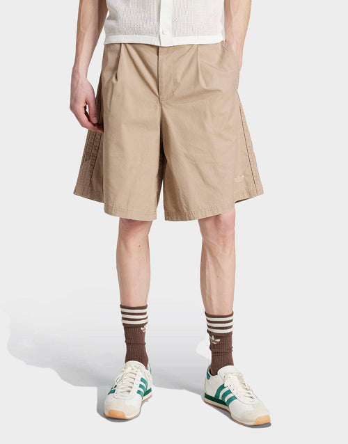 กางเกงขาสั้นผู้ชาย Wide Leg Bermuda