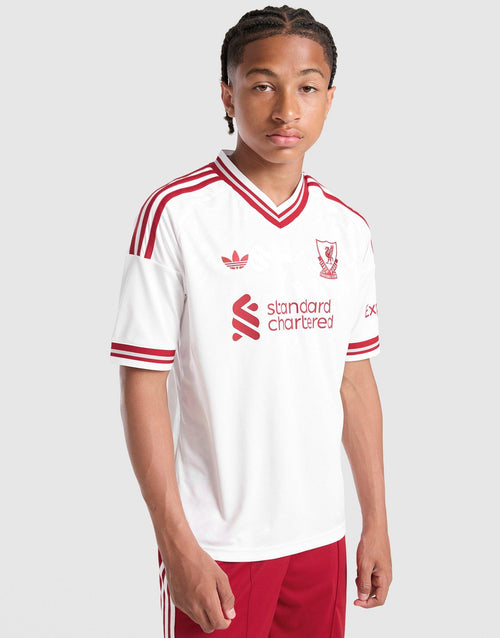 เสื้อฟุตบอลชุดเยือนเด็กโต Liverpool FC 26/27