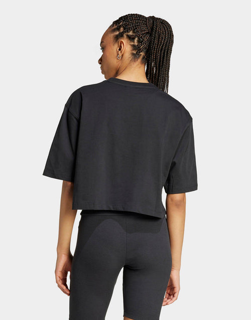 เสื้อยืดผู้หญิง Essentials Crop