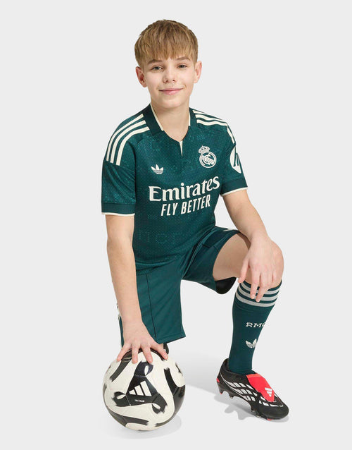 เสื้อฟุตบอลชุดเยือนเด็กโต Real Madrid 26/27