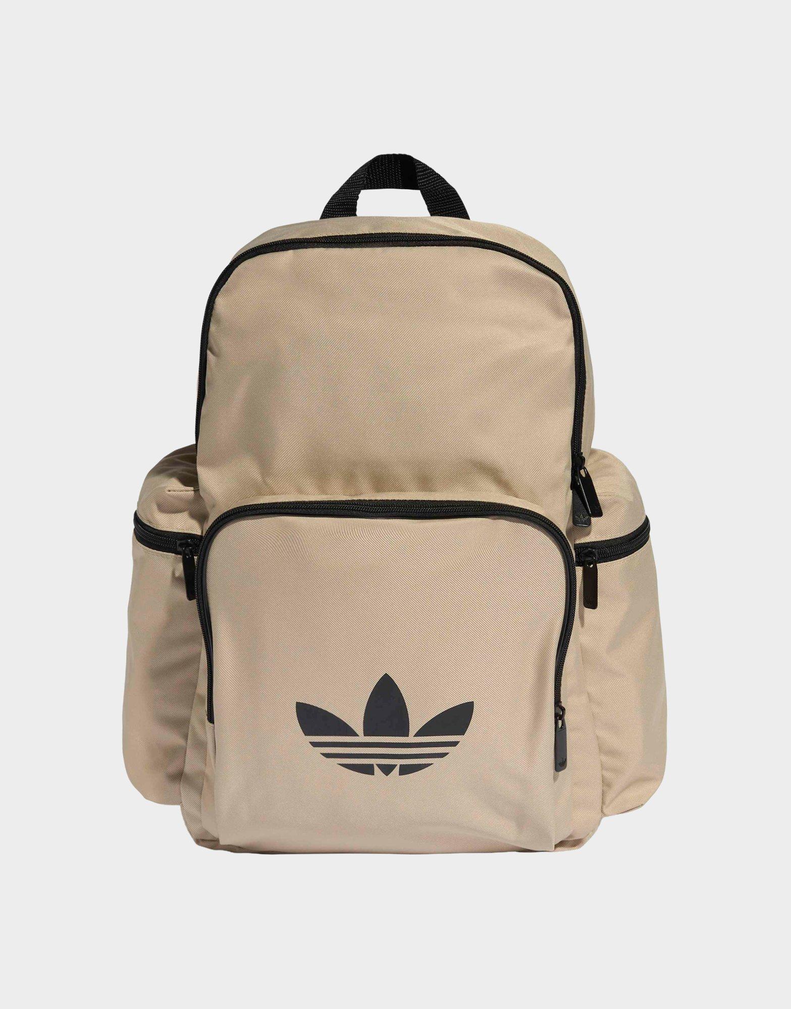 กระเป๋าสะพายหลัง Adicolor (23L)