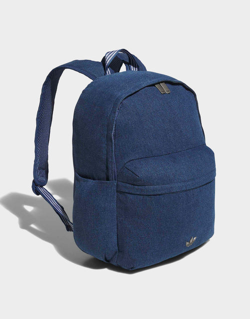 กระเป๋าสะพายหลัง Adicolor Classic Denim (23.1L)