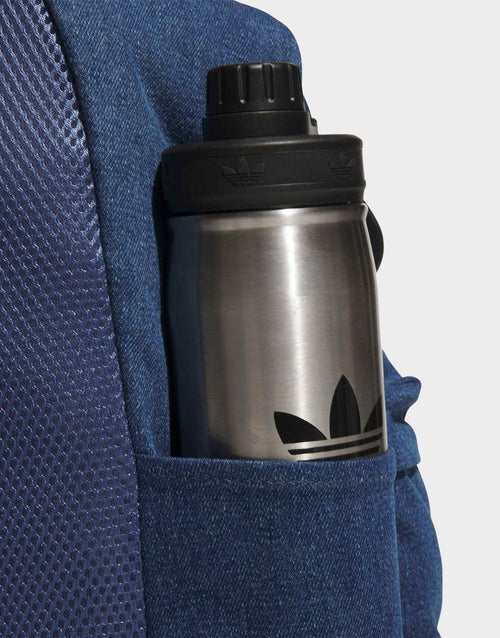 กระเป๋าสะพายหลัง Adicolor Classic Denim (23.1L)
