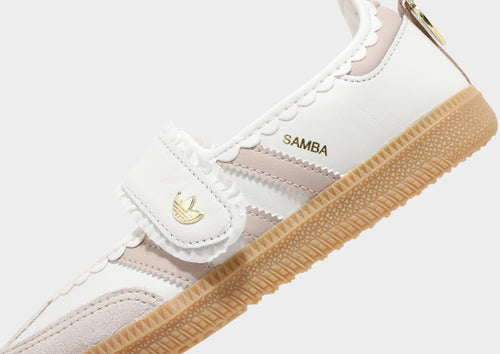 รองเท้าผู้หญิง Samba Jane