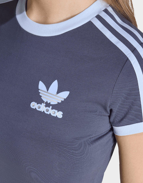 เสื้อยืดผู้หญิง Classic Slim