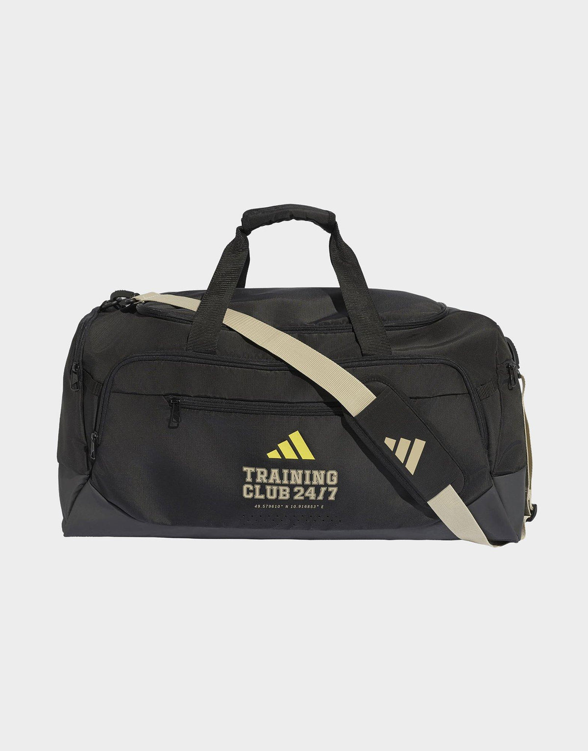 กระเป๋า Training Defender Graphic Duffel (60.6L)