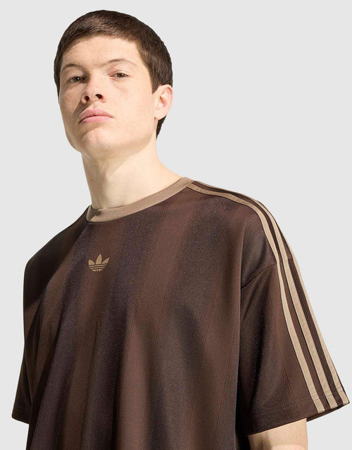 เสื้อฟุตบอลผู้ชาย Adicolor Jacquard