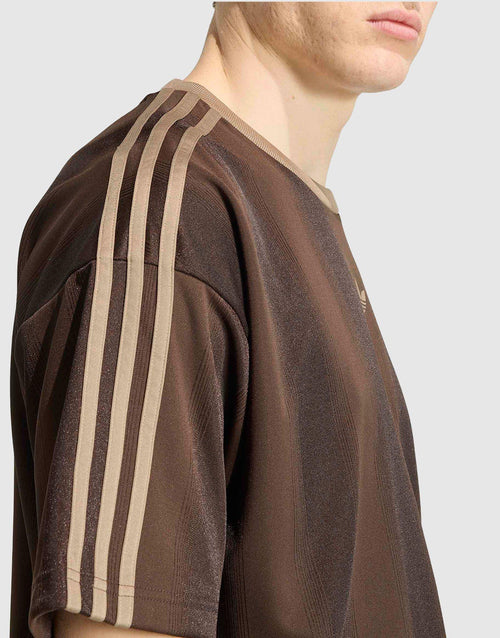 เสื้อฟุตบอลผู้ชาย Adicolor Jacquard