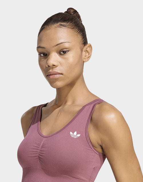 สปอร์ตบราผู้หญิง Essentials Seamless