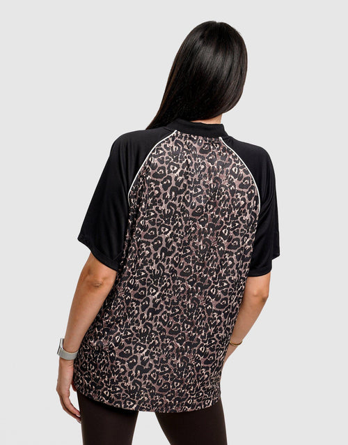 เสื้อยืดผู้หญิง Leopard Varsity