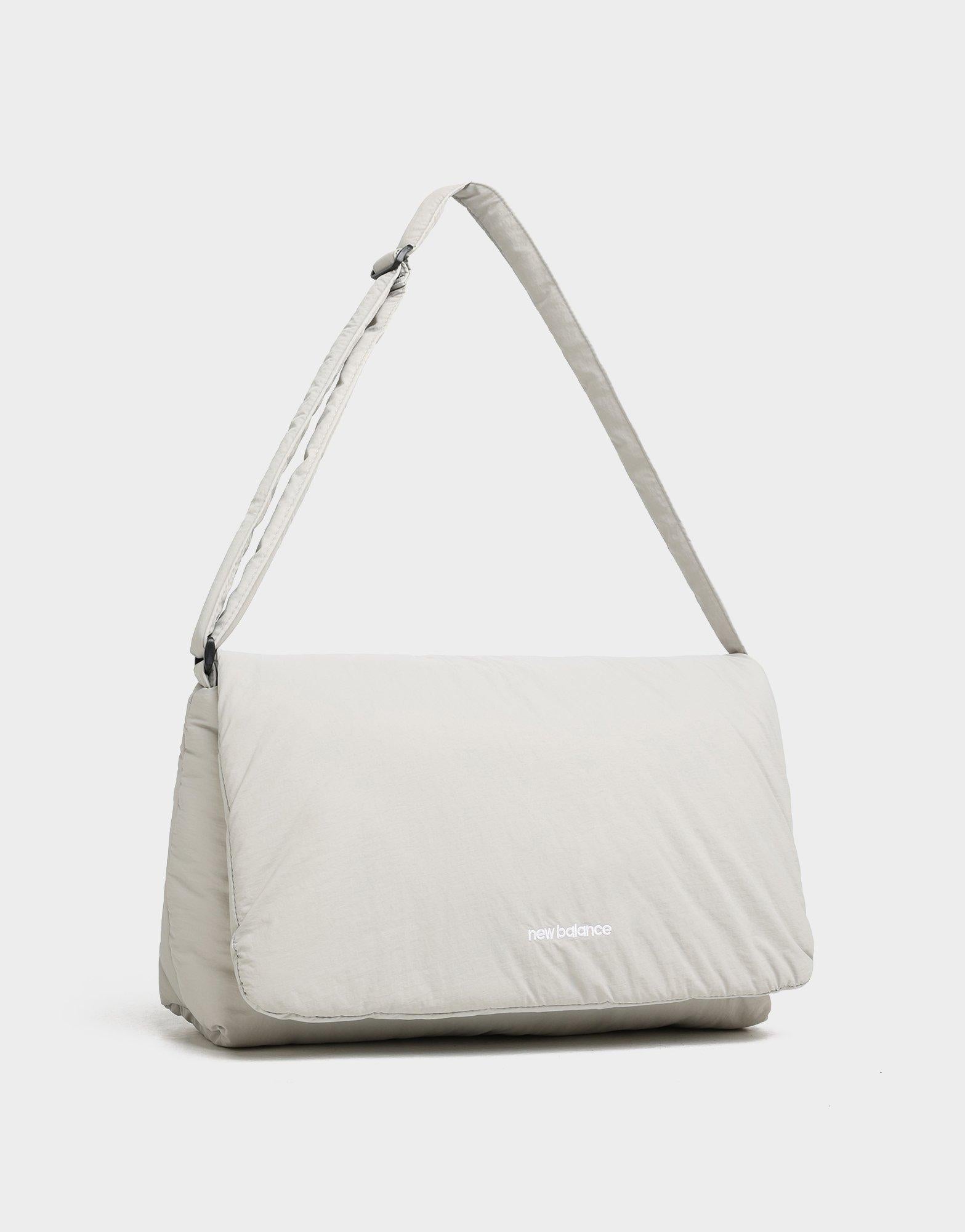 กระเป๋า Puffy Crossbody