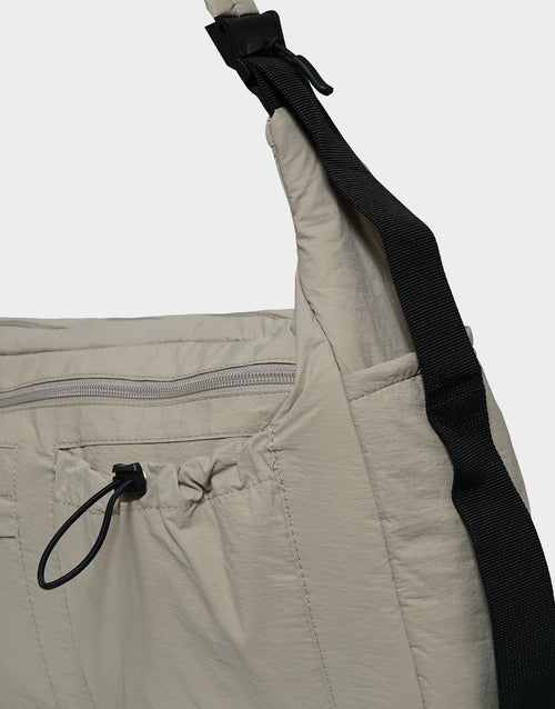 กระเป๋า Utility Crossbody
