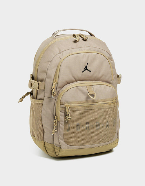 กระเป๋าสะพายหลัง Blacktop (25L)