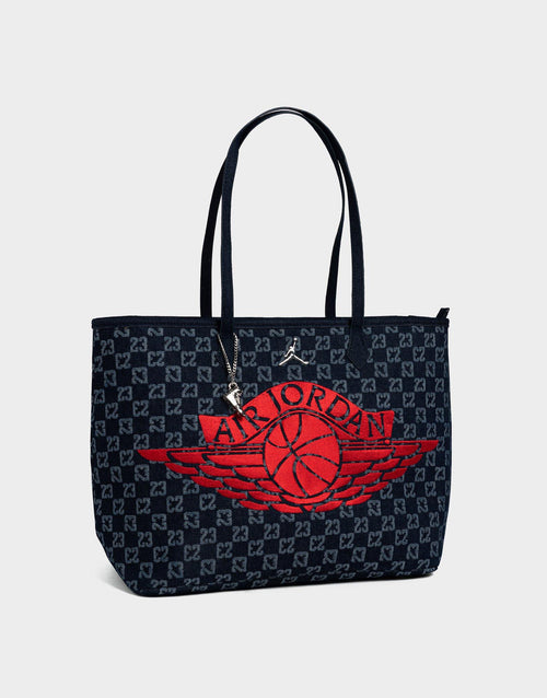 กระเป๋า Monogram Tote (32L)