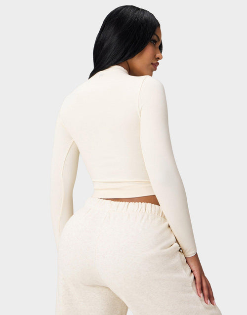 เสื้อแขนยาวผู้หญิง Seamless Essential