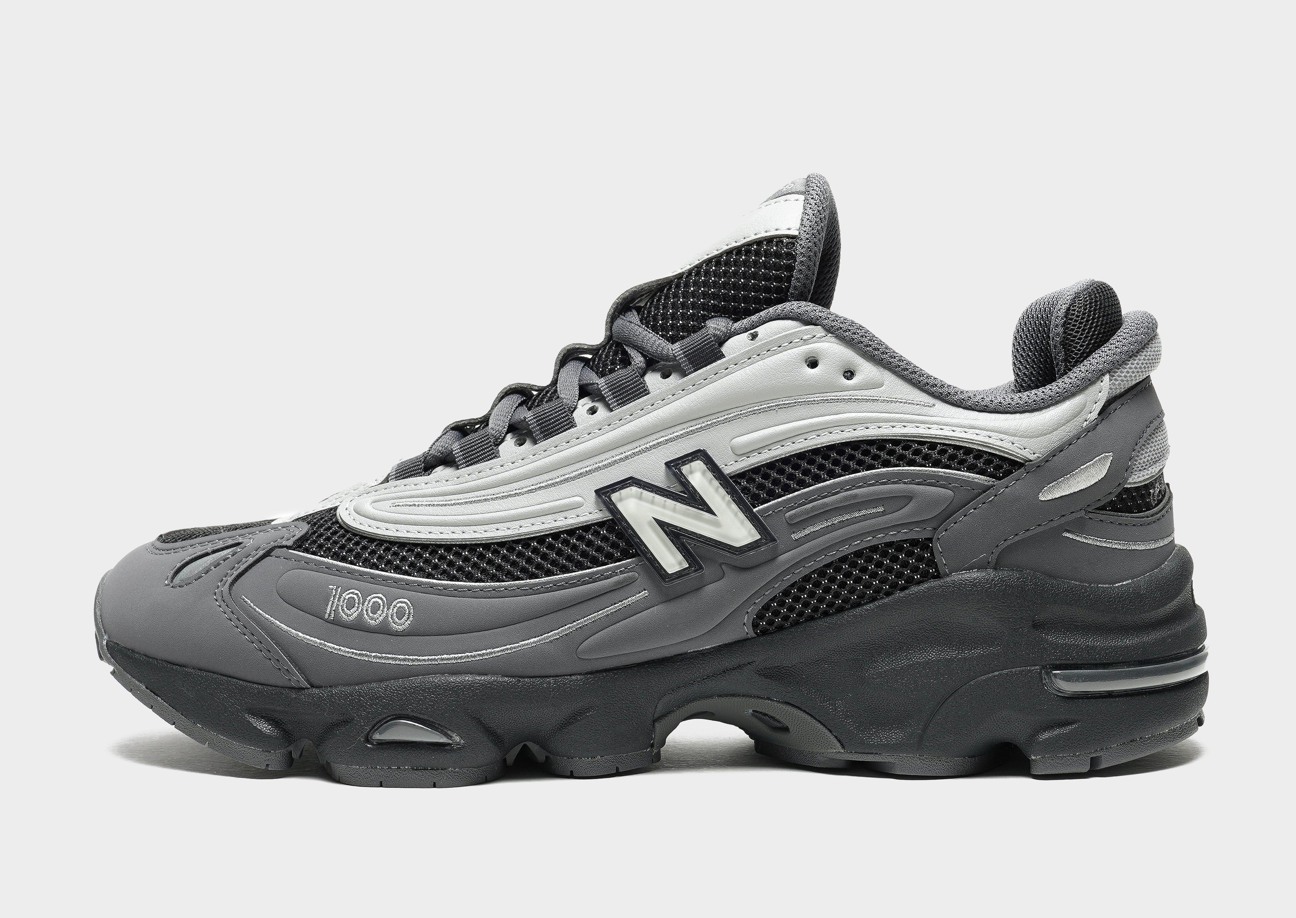 รองเท้าผู้ชาย 1000