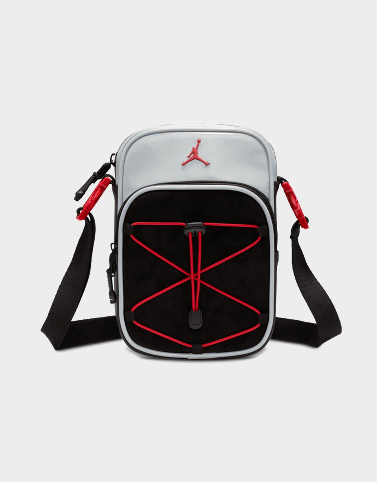 กระเป๋า Air Festival Bag (1.5L)