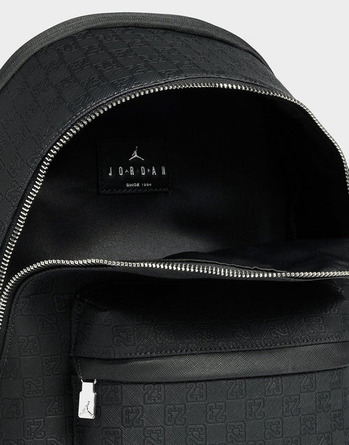 กระเป๋าสะพายหลัง Monogram (25L)