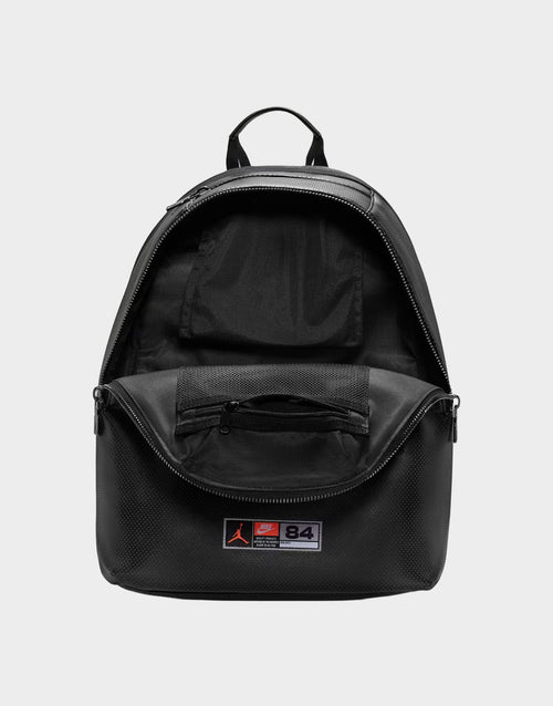 กระเป๋าสะพายหลัง Perforated (23.5L)