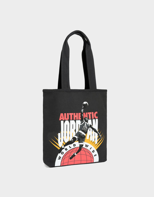 กระเป๋า Graphic Tote