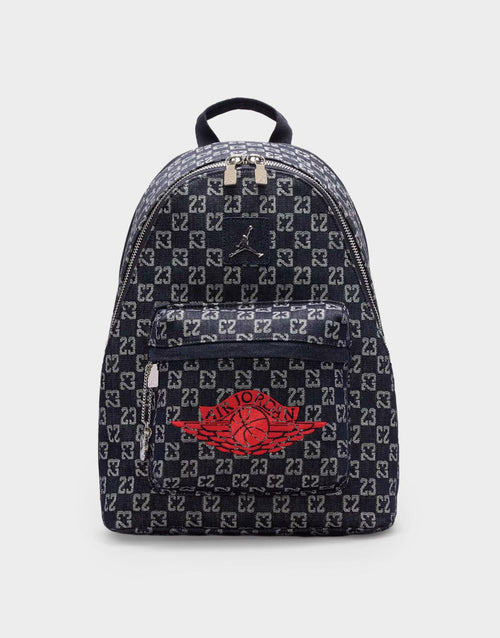 กระเป๋าสะพายหลัง Monogram (20.8L)
