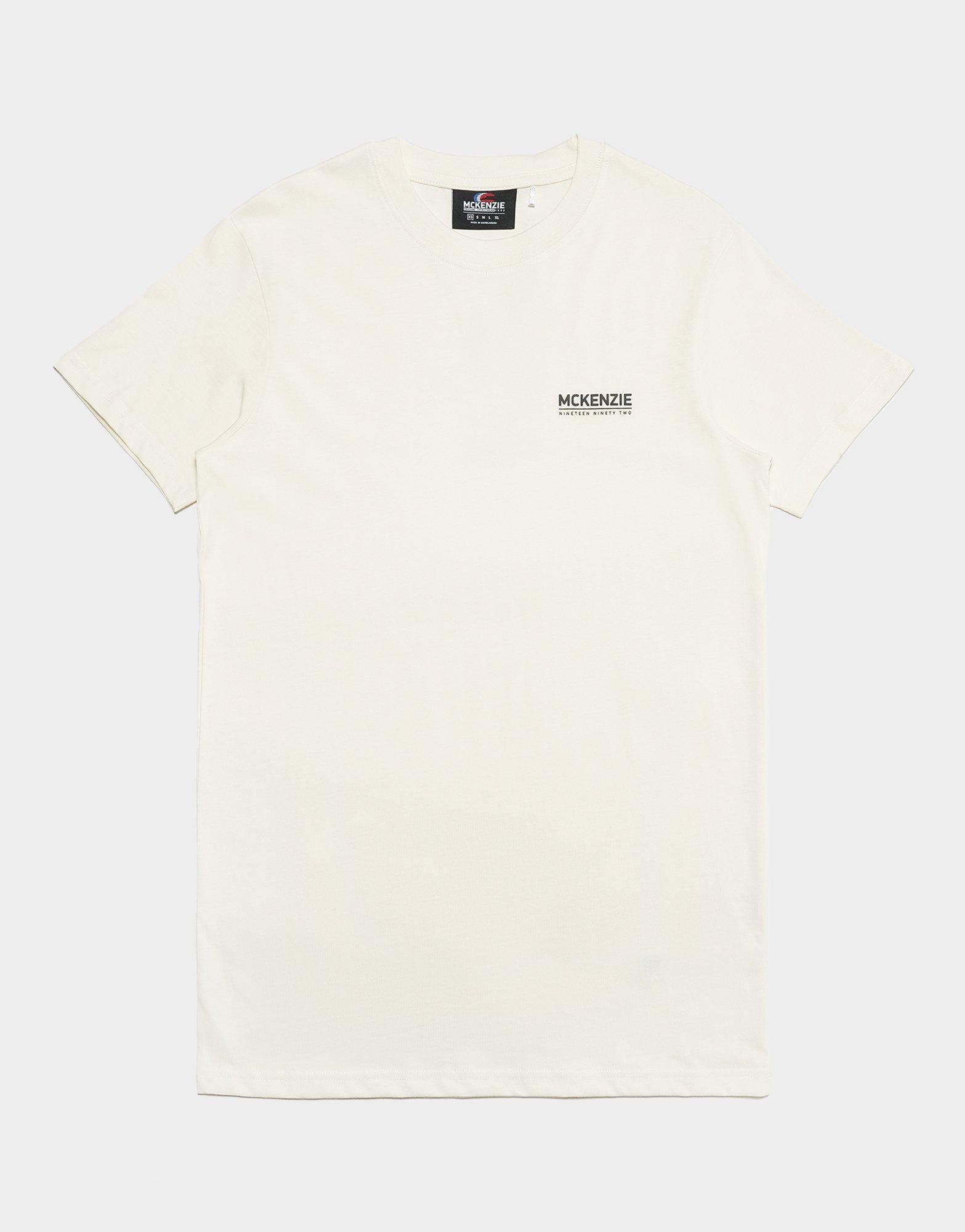 เสื้อยืดผู้ชาย Essential