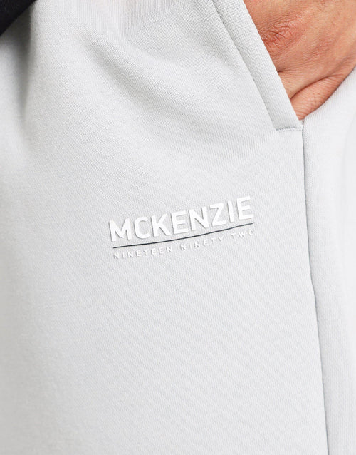 กางเกงขาสั้นผู้ชาย Essential Fleece