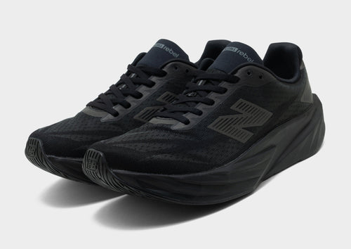 รองเท้าผู้ชาย FuelCell Rebel v5
