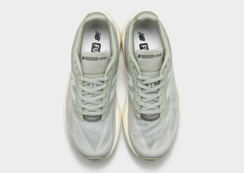 รองเท้าผู้ชาย FuelCell Rebel v5