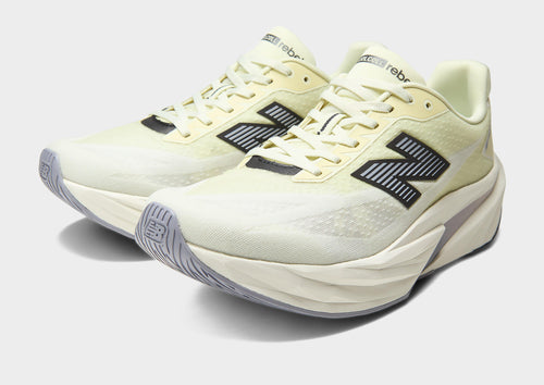 รองเท้าผู้ชาย FuelCell Rebel v5