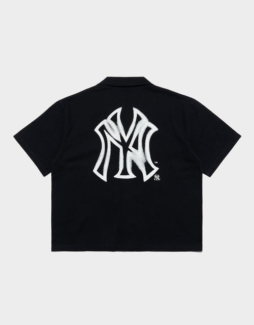 เสื้อแขนสั้นผู้ชาย Spray Boxy Crop Stripe NY Yankees
