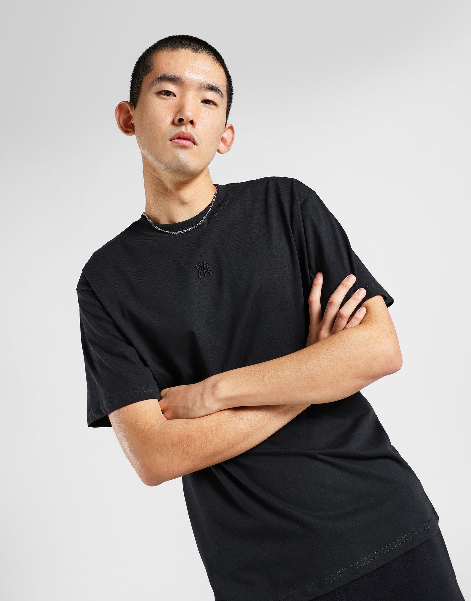 เสื้อยืดผู้ชาย Embroided NY Yankees