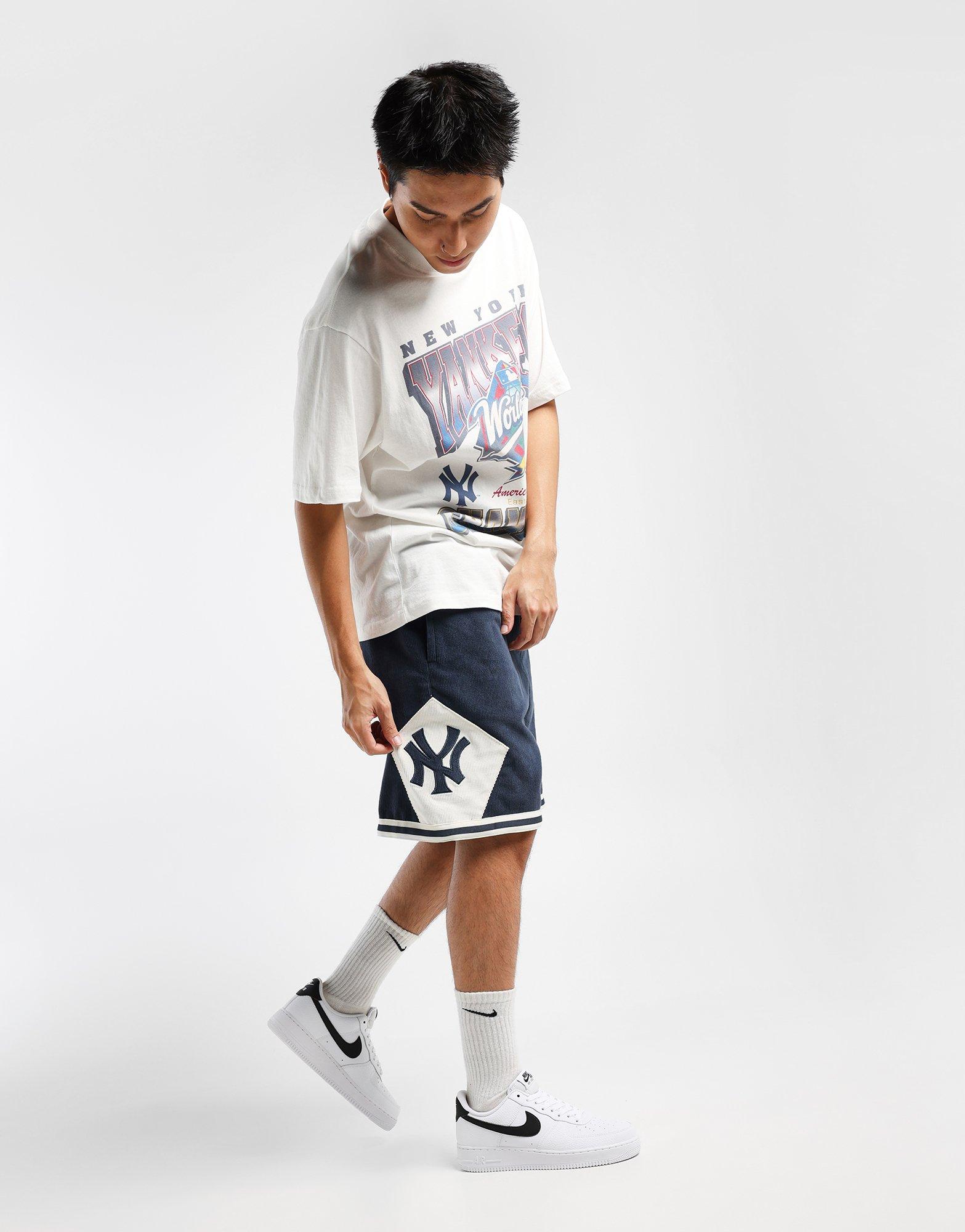 กางเกงขาสั้นผู้ชาย Corduroy Yonder Knits NY Yankees