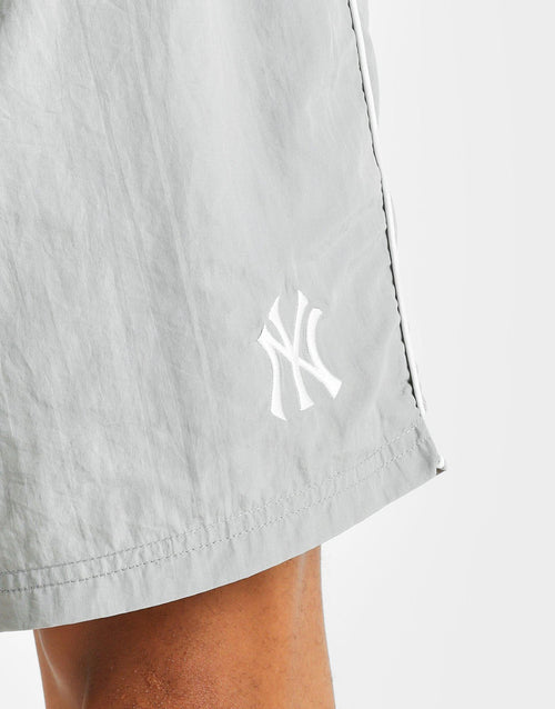กางเกงขาสั้นผู้ชาย Pipe NY Yankees