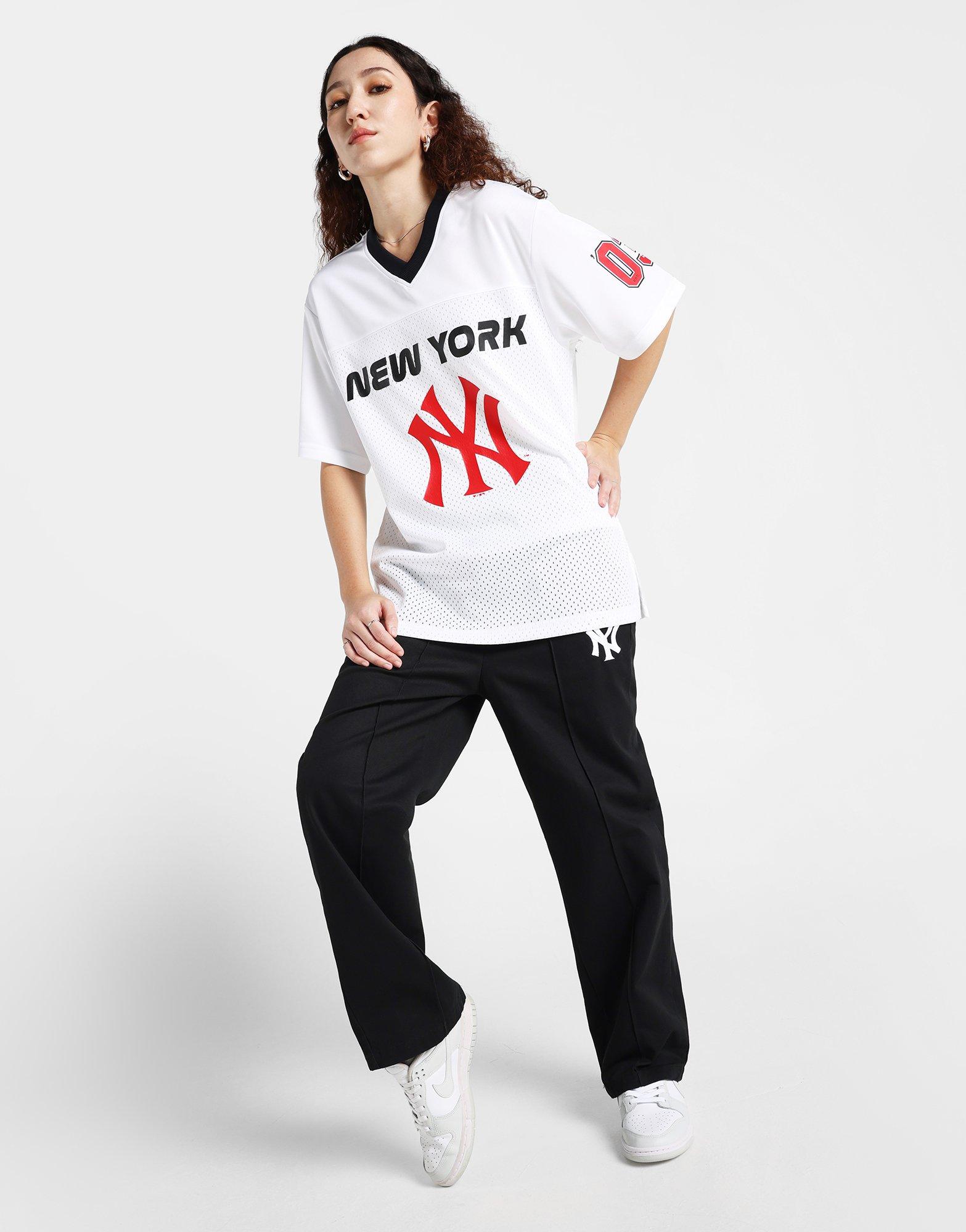 เสื้อยืดผู้หญิง Star Mesh NY Yankees