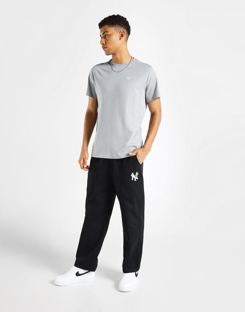 เสื้อยืดผู้ชาย NY Yankees