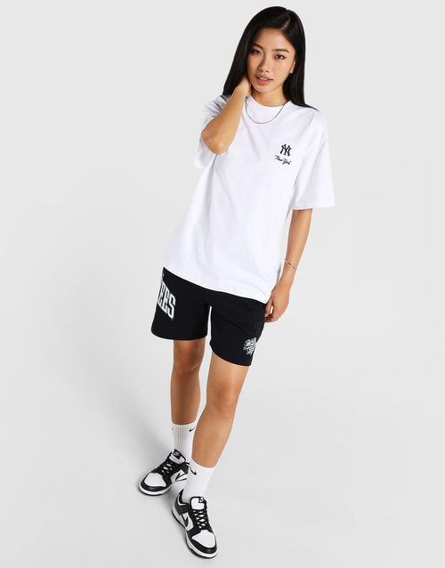 เสื้อยืดผู้หญิง Monogram NY Yankees