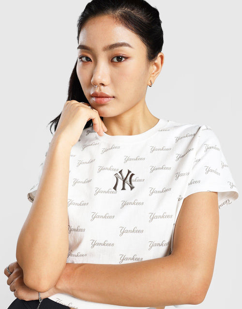 เสื้อยืดผู้หญิง Monogram NY Yankees